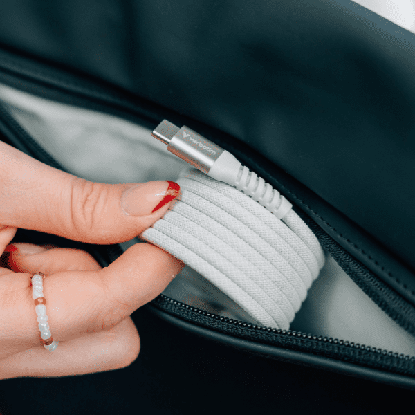 Verbatim Sync & Charge 60W Magnetic Cable – Grey - Image 3