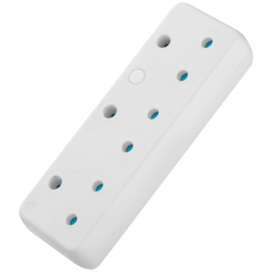 Switched 3-Way 16a Adaptor